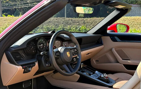 Porsche 911, 2022 год, 14 200 000 рублей, 11 фотография