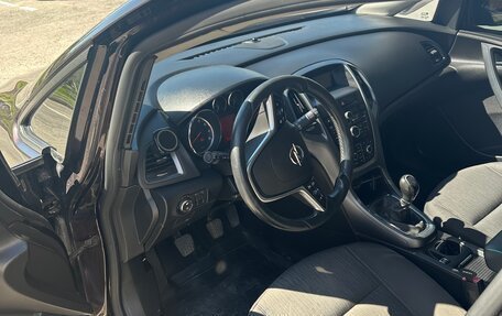 Opel Astra J, 2013 год, 650 000 рублей, 8 фотография