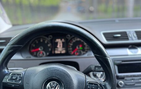Volkswagen Passat B7, 2013 год, 999 999 рублей, 6 фотография