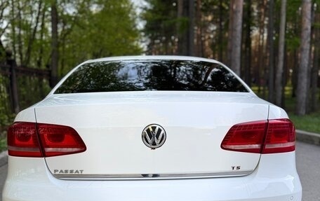 Volkswagen Passat B7, 2013 год, 999 999 рублей, 4 фотография