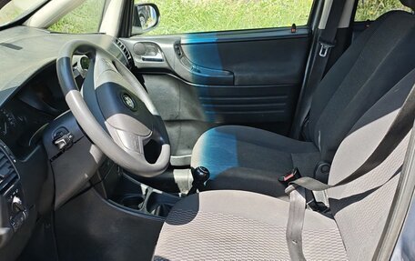 Opel Zafira A рестайлинг, 2003 год, 206 600 рублей, 8 фотография