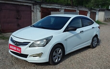 Hyundai Solaris II рестайлинг, 2015 год, 600 000 рублей, 7 фотография