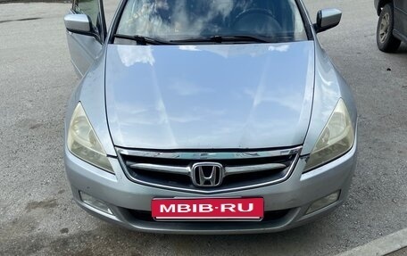 Honda Accord VII рестайлинг, 2003 год, 420 000 рублей, 3 фотография