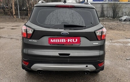 Ford Kuga III, 2018 год, 1 750 000 рублей, 4 фотография