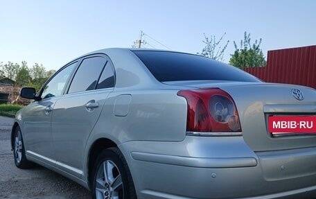 Toyota Avensis III рестайлинг, 2006 год, 805 000 рублей, 3 фотография