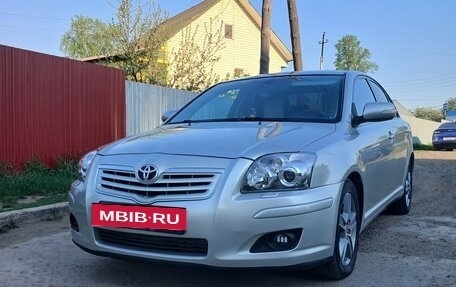 Toyota Avensis III рестайлинг, 2006 год, 805 000 рублей, 2 фотография