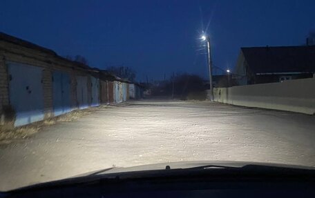 Toyota Avensis III рестайлинг, 2006 год, 805 000 рублей, 37 фотография