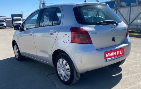 Toyota Yaris III рестайлинг, 2008 год, 660 000 рублей, 8 фотография