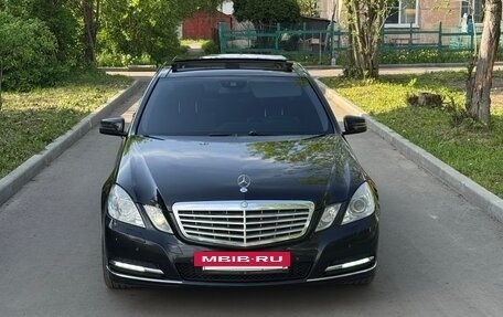 Mercedes-Benz E-Класс, 2010 год, 1 700 000 рублей, 2 фотография