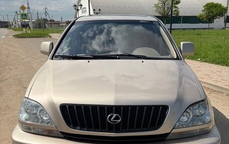 Lexus RX IV рестайлинг, 1999 год, 677 000 рублей, 3 фотография