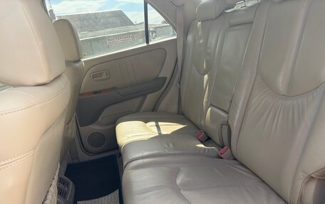 Lexus RX IV рестайлинг, 1999 год, 677 000 рублей, 11 фотография