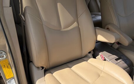 Lexus RX IV рестайлинг, 1999 год, 677 000 рублей, 16 фотография