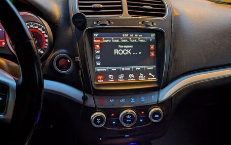 Dodge Journey I, 2012 год, 1 000 000 рублей, 16 фотография