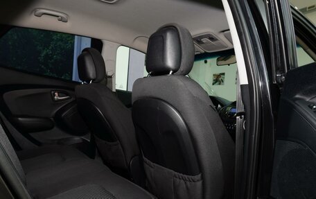 Hyundai ix35 I рестайлинг, 2010 год, 899 999 рублей, 15 фотография