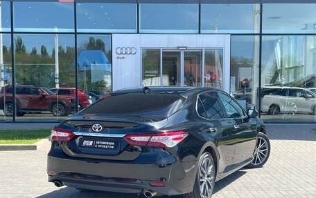 Toyota Camry, 2023 год, 3 440 000 рублей, 5 фотография