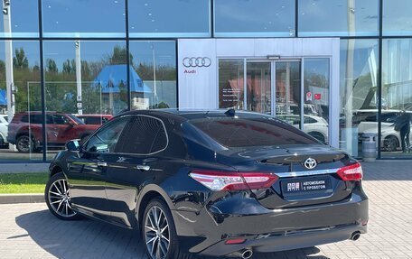 Toyota Camry, 2023 год, 3 440 000 рублей, 7 фотография