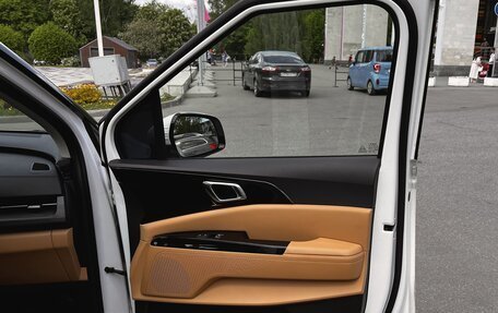 KIA Carnival, 2022 год, 4 500 000 рублей, 26 фотография