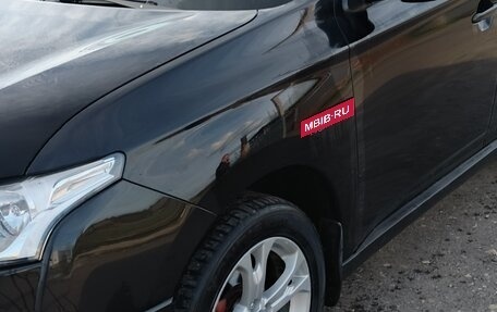 Mitsubishi Outlander III рестайлинг 3, 2013 год, 1 300 000 рублей, 4 фотография