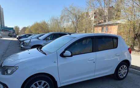 Renault Sandero II рестайлинг, 2019 год, 1 100 000 рублей, 3 фотография