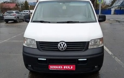 Volkswagen Transporter T5 рестайлинг, 2005 год, 950 000 рублей, 1 фотография