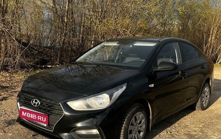 Hyundai Solaris II рестайлинг, 2018 год, 1 150 000 рублей, 1 фотография
