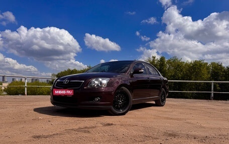 Toyota Avensis III рестайлинг, 2007 год, 990 000 рублей, 1 фотография