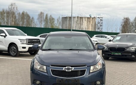 Chevrolet Cruze II, 2010 год, 550 000 рублей, 3 фотография