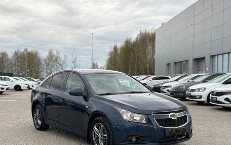 Chevrolet Cruze II, 2010 год, 550 000 рублей, 2 фотография