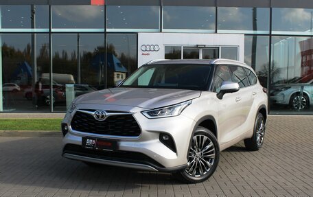 Toyota Highlander, 2026 год, 5 620 000 рублей, 1 фотография