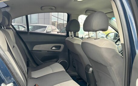 Chevrolet Cruze II, 2010 год, 550 000 рублей, 10 фотография