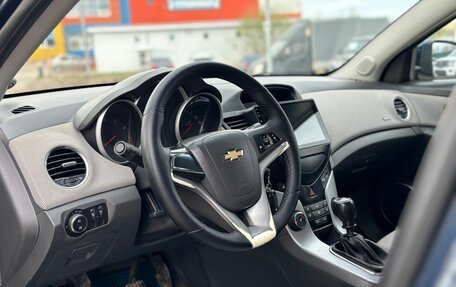 Chevrolet Cruze II, 2010 год, 550 000 рублей, 16 фотография