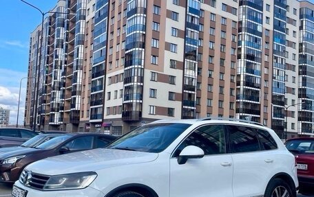 Volkswagen Touareg III, 2015 год, 2 750 000 рублей, 4 фотография