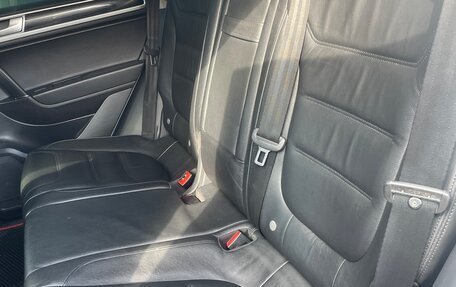 Volkswagen Touareg III, 2015 год, 2 750 000 рублей, 14 фотография