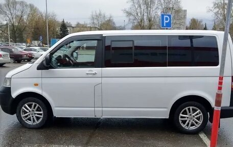 Volkswagen Transporter T5 рестайлинг, 2005 год, 950 000 рублей, 8 фотография