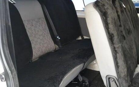 Volkswagen Transporter T5 рестайлинг, 2005 год, 950 000 рублей, 16 фотография