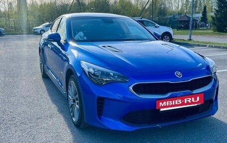 KIA Stinger I, 2019 год, 2 300 000 рублей, 10 фотография