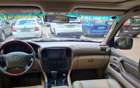Toyota Land Cruiser 100 рестайлинг 2, 2000 год, 1 550 000 рублей, 11 фотография