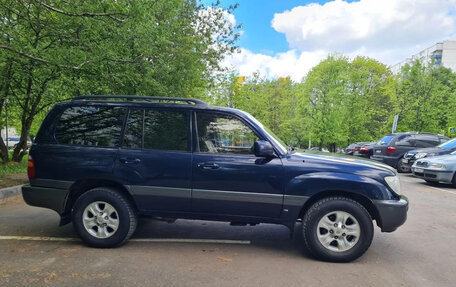 Toyota Land Cruiser 100 рестайлинг 2, 2000 год, 1 550 000 рублей, 6 фотография