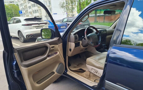 Toyota Land Cruiser 100 рестайлинг 2, 2000 год, 1 550 000 рублей, 8 фотография