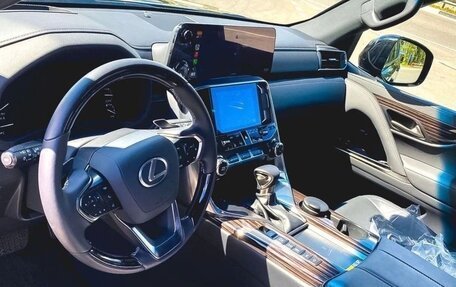 Lexus LX, 2022 год, 13 450 000 рублей, 3 фотография