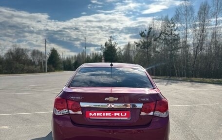 Chevrolet Cruze II, 2011 год, 520 000 рублей, 4 фотография