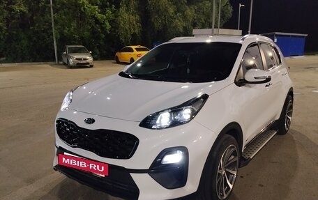 KIA Sportage IV рестайлинг, 2020 год, 3 000 000 рублей, 8 фотография