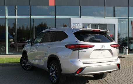 Toyota Highlander, 2026 год, 5 620 000 рублей, 6 фотография