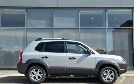 Hyundai Tucson III, 2008 год, 599 000 рублей, 3 фотография