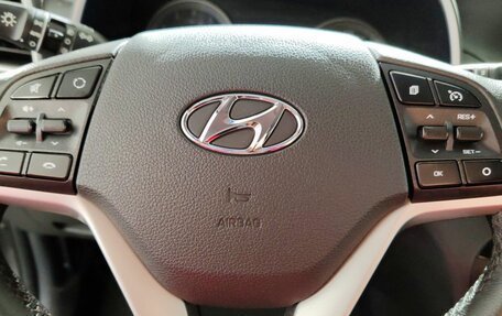 Hyundai Tucson III, 2019 год, 2 000 000 рублей, 18 фотография