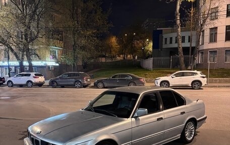 BMW 5 серия, 1990 год, 265 000 рублей, 1 фотография