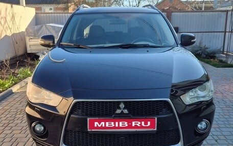 Mitsubishi Outlander III рестайлинг 3, 2011 год, 1 250 000 рублей, 1 фотография
