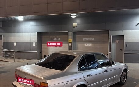 BMW 5 серия, 1990 год, 265 000 рублей, 3 фотография