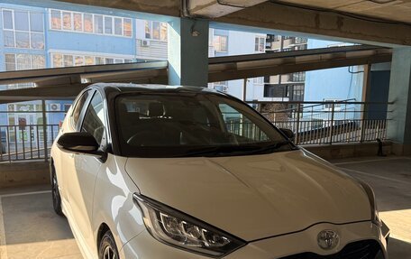 Toyota Yaris, 2020 год, 1 730 000 рублей, 8 фотография
