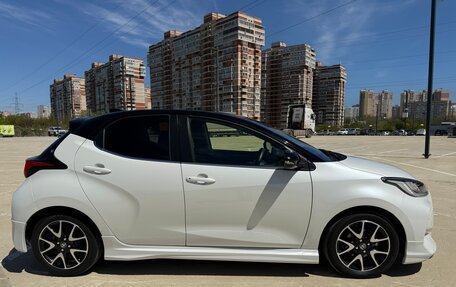 Toyota Yaris, 2020 год, 1 730 000 рублей, 10 фотография
